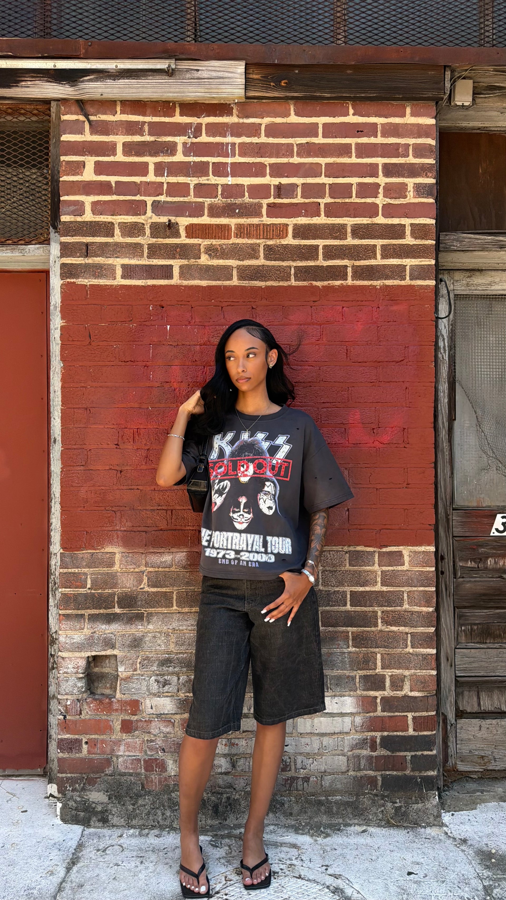 PORTRAYAL TOUR TEE